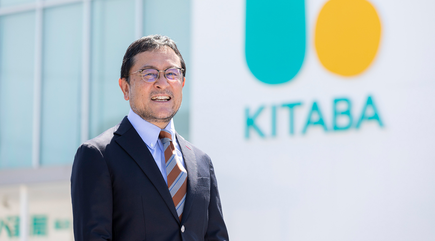 代表取締役社長　塚本隆文